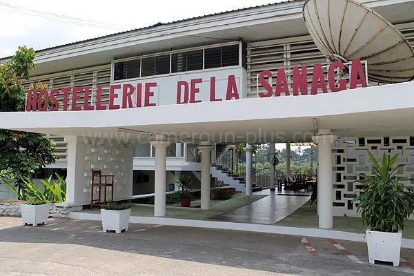 Cameroun, hôtel, Edéa, HOSTELLERIE DE LA SANAGA