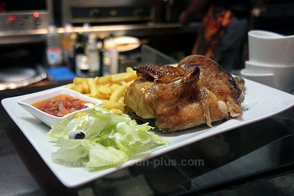 Cameroun, restaurant, Douala - Bonapriso, A LA BROCHE